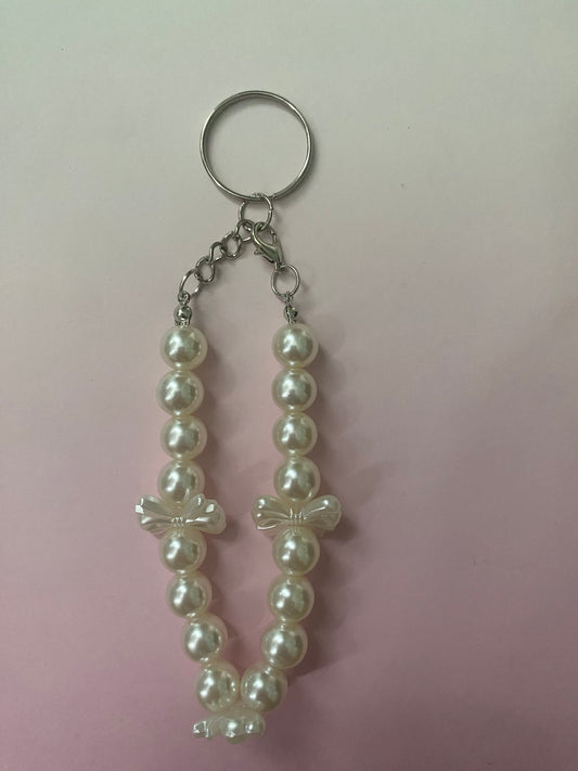 pearl bow keyring