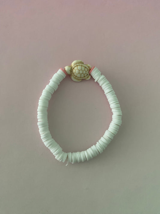 pastel pink/white turtle bracelet (clay)