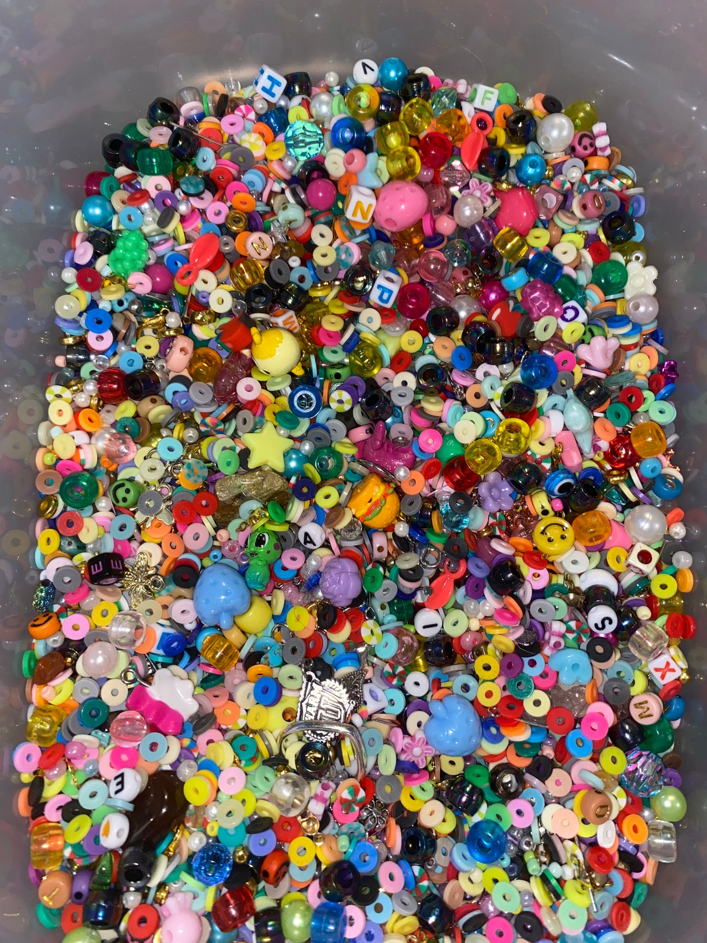 bead confetti